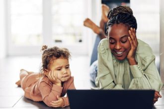 How To Get Government Assistance For Single Mothers