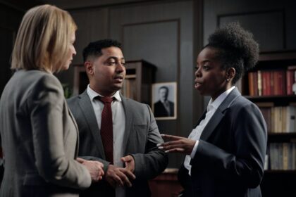 Empowering Single Mothers: Navigating Eviction and Foreclosure with Legal Assistance