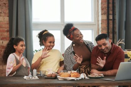 Improving Connectivity for Single Mothers: Free iPhone with Food Stamps