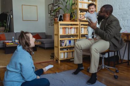 Free Baby Stuff for Low-Income Families: Support for Single Mothers